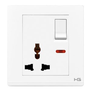 Arctic 3Pin Universal Socket